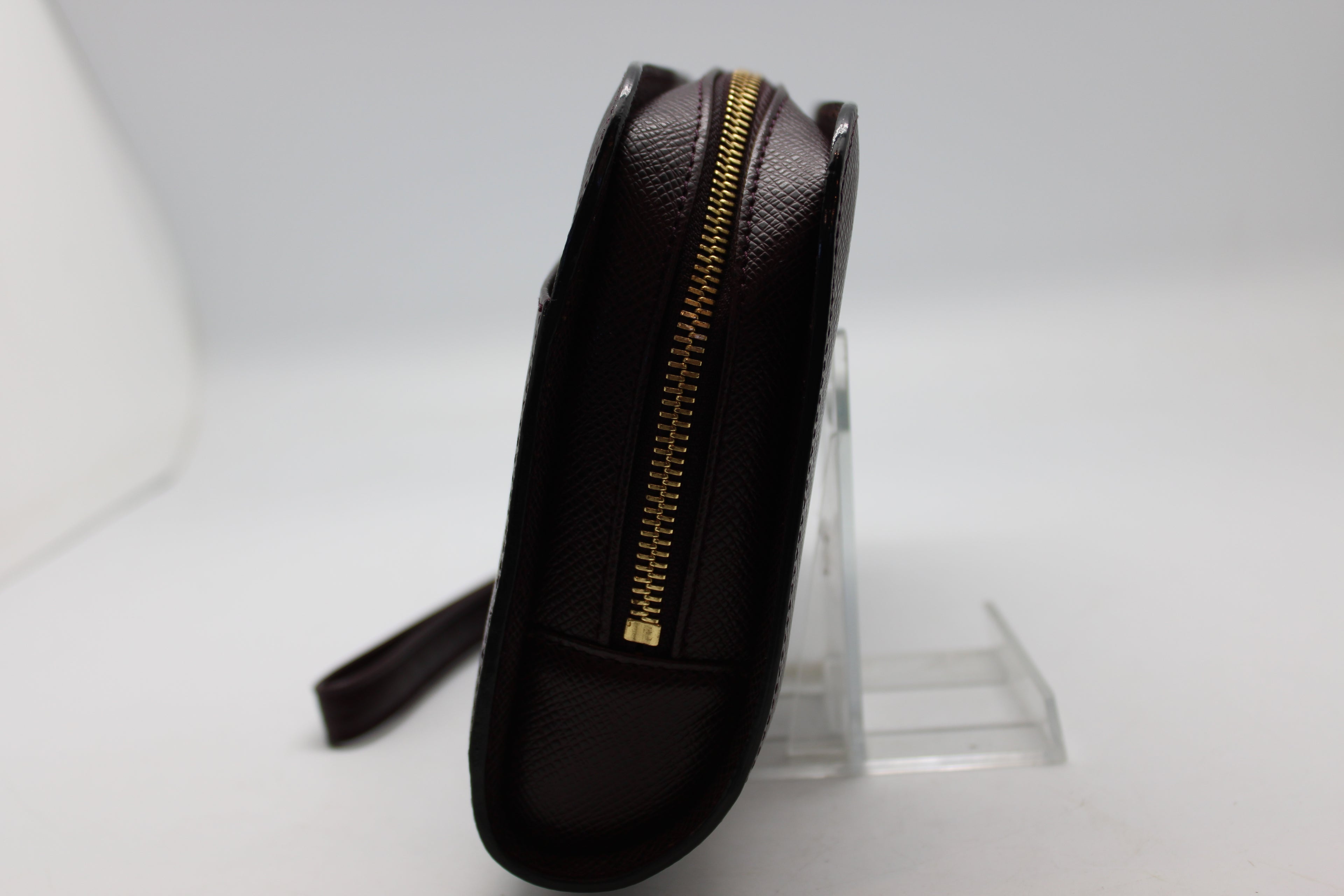 Louis Vuitton Taiga Baikal